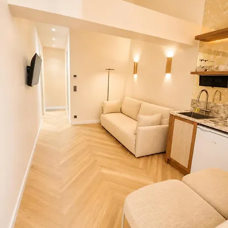 Casa Liana Aparthotel 4*